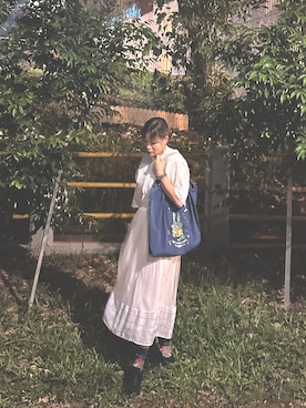 「niko and...（ニコアンド）のアイテム（シャツ/ブラウス、ホワイト系）」を使った、💫Special🪴さん（レディース）の秋コーディネート