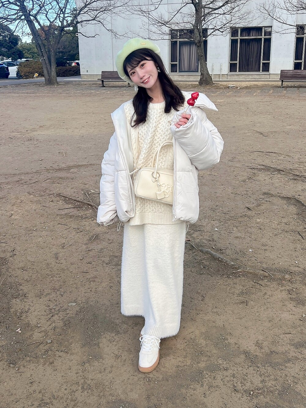 miiさんの「kaorinomori ロマネコベレー レティ / カオリノモリ（kaorinomori）」を使ったコーディネートの1枚目の写真