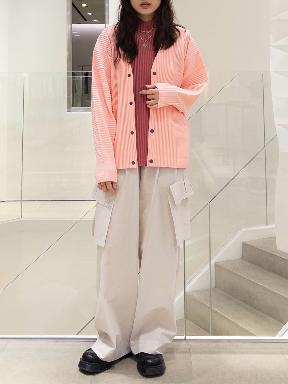 チ*ー様 Issey Miyake ノーカラージャケット グレー系 テクスチャー チ*ー様 Issey Miyake ノーカラージャケット グレー系