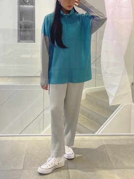 「アイテム（チノパンツ、シルバー系）」を使った、che91145さん（レディース・166cm）の冬コーディネート