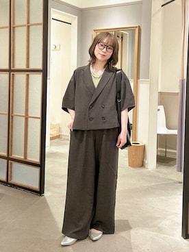 「LEPSIM（レプシィム）の《リネンライクドライシリーズ》ギャザーワイドパンツ　638911（その他パンツ、グレー系）」を使った、はやみ👧🏻さん（レディース）の春コーディネート