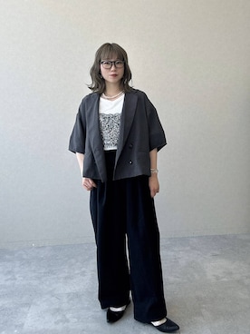 「LEPSIM（レプシィム）の裾ボタンイージーパンツ　639318（その他パンツ、グレー系）」を使った、はやみ👧🏻さん（レディース）の春コーディネート