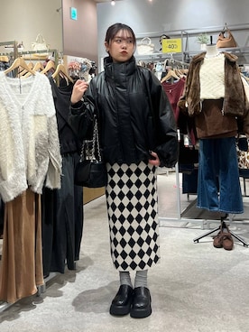 「アイテム（シュシュ）」を使った、hinamkmk26さん（レディース・159cm・20代）の秋コーディネート