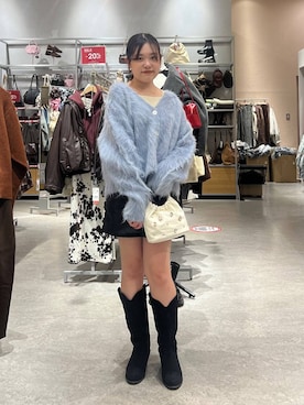 「LOWRYS FARM（ローリーズファーム）のアイテム（ハンドバッグ）」を使った、hinamkmk26さん（レディース・159cm）の冬コーディネート