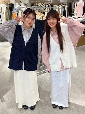「LOWRYS FARM（ローリーズファーム）のストレッチサテンスカート　 290120（スカート、ホワイト系）」を使った、hinamkmk26さん（レディース）の春コーディネート