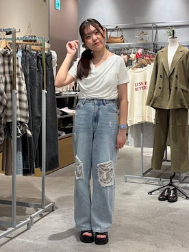 「LOWRYS FARM（ローリーズファーム）のレースデニム　601055（デニムパンツ、ブルー系）」を使った、hinamkmk26さん（レディース）の春コーディネート