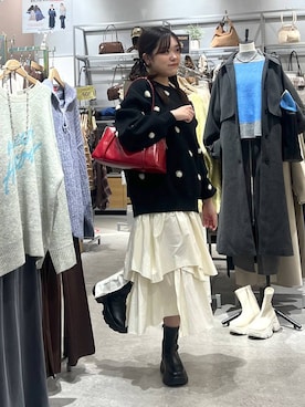 「アイテム（ヘアアクセサリー）」を使った、hinamkmk26さん（レディース・159cm・20代）の冬コーディネート