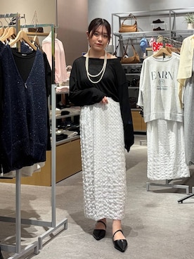 「LOWRYS FARM（ローリーズファーム）のパールタレンネックレス　249411（ネックレス、ベージュ系）」を使った、hinamkmk26さん（レディース）の春コーディネート