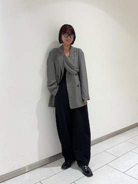 「アイテム（その他アウター、グレー系）」を使った、oukaさん（レディース・159cm）の秋コーディネート