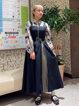 「アイテム（ジャンパースカート）」を使った、marikaさん（レディース・150cm）の冬コーディネート