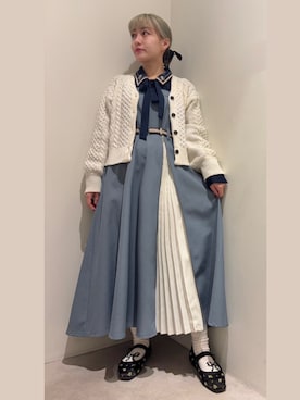 「アイテム（ジャンパースカート）」を使った、marikaさん（レディース・150cm）の冬コーディネート