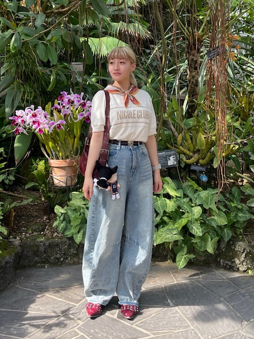 セール】バルーンカーブデニムパンツ（デニムパンツ）｜NICOLE