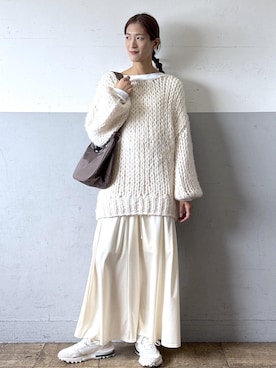 「ADAM ET ROPE'（アダムエロペ）の【EMOELLE】ローゲージニットプルオーバー（ニット/セーター）」を使った、KIKUCHIさん（レディース・167cm）の冬コーディネート