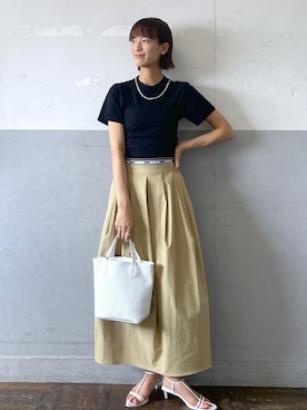 「FEMME」｜「アイテム（アクセサリー）」を使った、KIKUCHIさん（レディース・167cm）の春コーディネート
