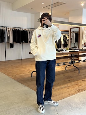 Saturdays NYCのパーカーを使った人気ファッション