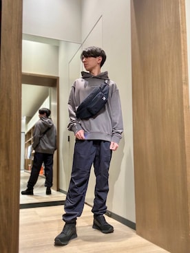 「ARMANI EXCHANGE（アルマーニエクスチェンジ）のアイテム（パーカー）」を使った、SHOさん（メンズ・164cm）の夏コーディネート