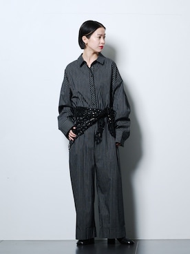「アイテム（バンダナ/スカーフ、ブラック系）」を使った、YAMASHITAさん（レディース・156cm）の春コーディネート
