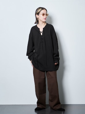 「Dickies（ディッキーズ）のDICKIES 別注 EISEN SETパンツ（チノパンツ、ブラウン系）」を使った、YAMASHITAさん（レディース・156cm）の夏コーディネート