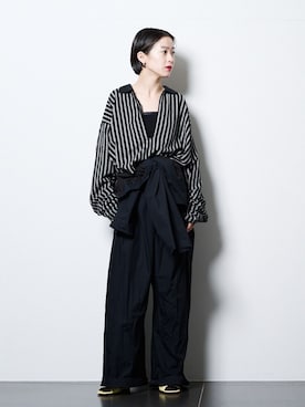 「アイテム（その他アンダーウェア/インナー、ブラック系）」を使った、YAMASHITAさん（レディース・156cm）の春コーディネート
