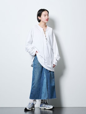 「アイテム（レギンス/スパッツ、ホワイト系）」を使った、YAMASHITAさん（レディース・156cm）の春コーディネート
