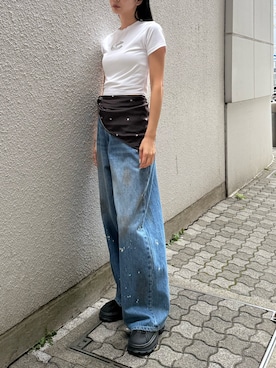 「EMODA（エモダ）のアイテム（ストール/ショール）」を使った、内藤和香さん（レディース・169cm）の春コーディネート