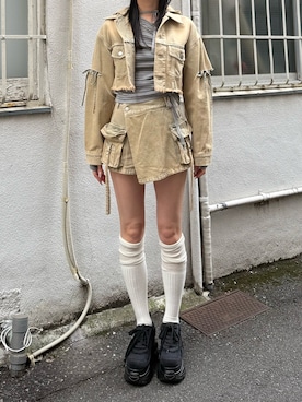 「EMODA（エモダ）のカットスリーブフードデニムブルゾン（ブルゾン、ベージュ系）」を使った、内藤和香さん（レディース・169cm）の春コーディネート