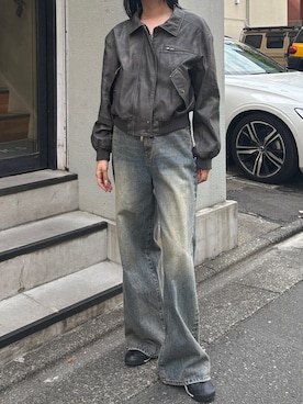 「EMODA（エモダ）のアイテム（デニムパンツ）」を使った、内藤和香さん（レディース・169cm）の秋コーディネート