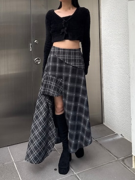 「EMODA（エモダ）のバルキープランプフィットブーツ（ブーツ）」を使った、内藤和香さん（レディース・169cm）の秋コーディネート