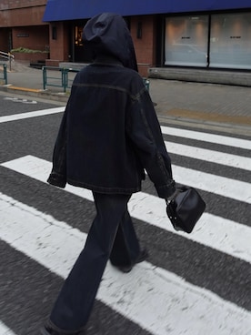 「アイテム（ブルゾン）」を使った、内藤和香さん（レディース・169cm）の秋コーディネート