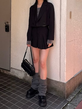 「アイテム（レッグウォーマー）」を使った、内藤和香さん（レディース・169cm）の秋コーディネート