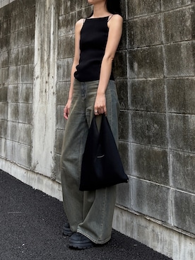 「EMODA（エモダ）のアイテム（キャミソール）」を使った、内藤和香さん（レディース・169cm）の春コーディネート