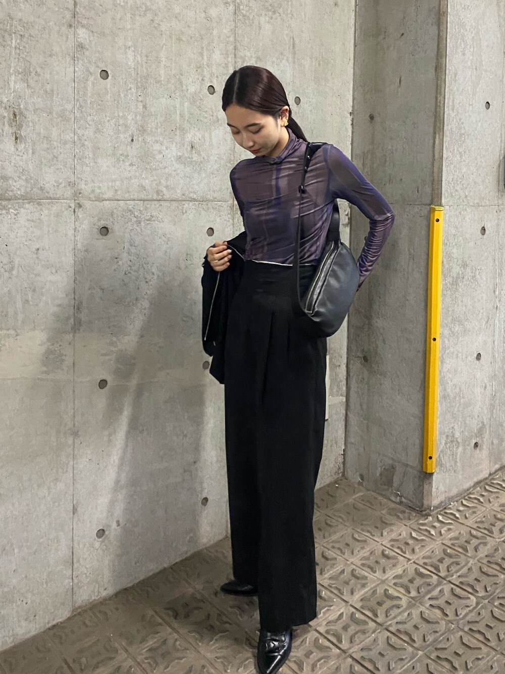 VEQUM（VEQUM）の「【VEQUM】LEATHER LOOSE SHOULDER BAG（ショルダー  