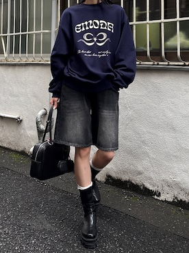 「EMODA（エモダ）のアイテム（スウェット）」を使った、内藤和香さん（レディース・169cm）の冬コーディネート