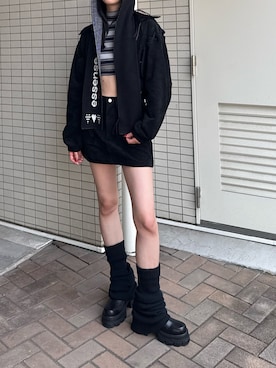 「アイテム（レッグウォーマー）」を使った、内藤和香さん（レディース・169cm）の秋コーディネート