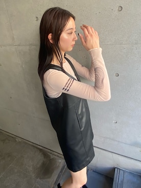 「レザーワンピース」｜内藤和香さん（レディース・169cm）の夏コーディネート