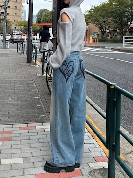 「EMODA（エモダ）のアイテム（パンツ）」を使った、内藤和香さん（レディース・169cm）の冬コーディネート