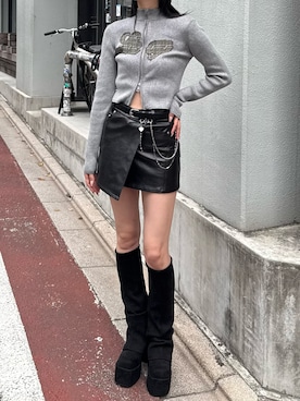 「EMODA（エモダ）のアイテム（ブーツ）」を使った、内藤和香さん（レディース・169cm）の秋コーディネート