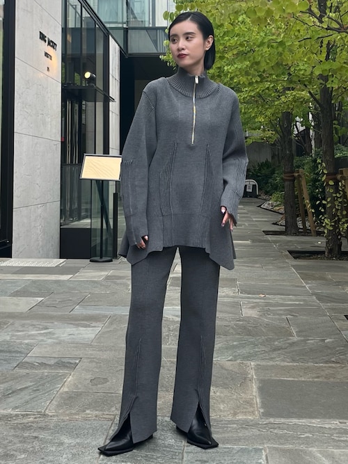 セール】PIN TUCK HALF ZIP TOP / ピンタックハーフジップトップ