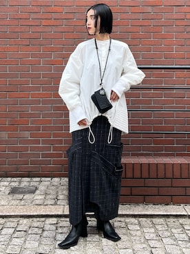 「アイテム（イヤリング）」を使った、SAYURIさん（レディース・161cm）の秋コーディネート