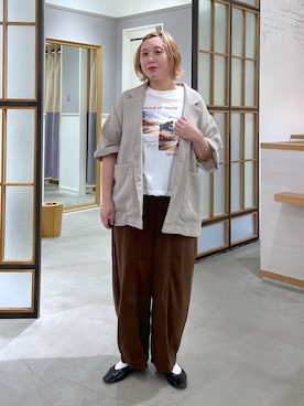 「LEPSIM（レプシィム）のイージーコクーンカラーパンツ　1043483（その他パンツ、ブラウン系）」を使った、ありぺいさん（レディース・157cm）の夏コーディネート