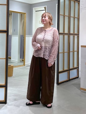 「LEPSIM（レプシィム）のシアースラブヘンリー長袖ニット　1046513（ニット/セーター、ピンク系）」を使った、ありぺいさん（レディース・157cm）の夏コーディネート