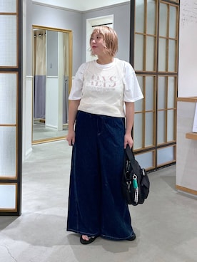 「LEPSIM（レプシィム）のカラー杢ロゴBIGT　1044463（Tシャツ/カットソー、ホワイト系）」を使った、ありぺいさん（レディース・157cm）の夏コーディネート