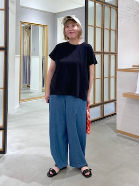「LEPSIM（レプシィム）のイージーコクーンデニムパンツ　661665（デニムパンツ、ブルー系）」を使った、ありぺいさん（レディース・157cm）の夏コーディネート