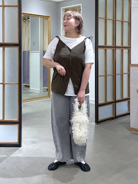 「LEPSIM（レプシィム）のレースマルシェバッグ　681025（ハンドバッグ、ホワイト系）」を使った、ありぺいさん（レディース・157cm）の夏コーディネート