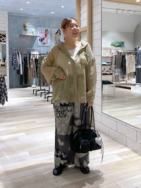 「LEPSIM（レプシィム）のメッシュフード長袖シャツ　639503（シャツ/ブラウス、ベージュ系）」を使った、ありぺいさん（レディース・157cm）の春コーディネート