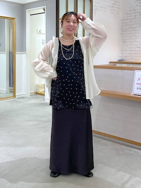 「LEPSIM（レプシィム）のシアーシャツ長袖チュニック　147435（シャツ/ブラウス、ホワイト系）」を使った、ありぺいさん（レディース・157cm）の春コーディネート