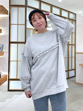 「LEPSIM（レプシィム）のよく伸びデニムパンツ　638904（デニムパンツ、ブルー系）」を使った、ありぺいさん（レディース・157cm）の秋コーディネート