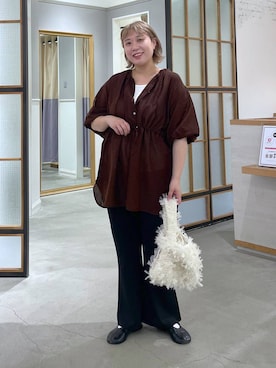 「LEPSIM（レプシィム）のレースマルシェバッグ　681025（ハンドバッグ、ホワイト系）」を使った、ありぺいさん（レディース・157cm）の夏コーディネート