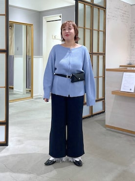 「LEPSIM（レプシィム）の裾レーススリットパンツ　1047010（その他パンツ、ブルー系）」を使った、ありぺいさん（レディース・157cm）の秋コーディネート
