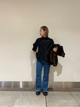 「アイテム（その他アウター、ブラウン系）」を使った、鈴木　真衣さん（レディース・155cm）の秋コーディネート